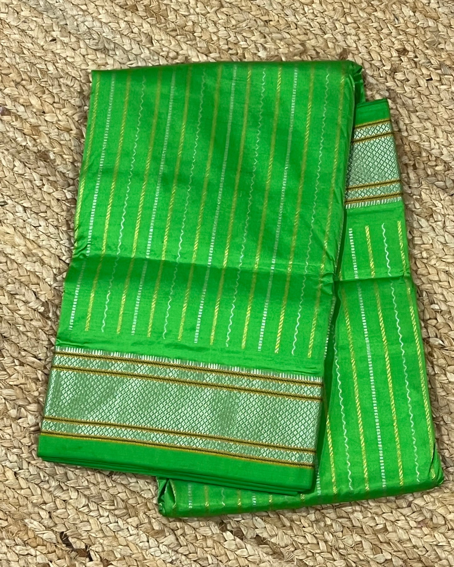 Narayanpet Pattu with Pythani Pallu