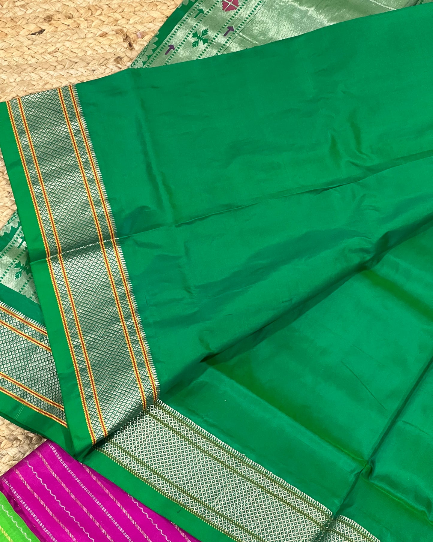 Narayanpet Pattu with Pythani Pallu