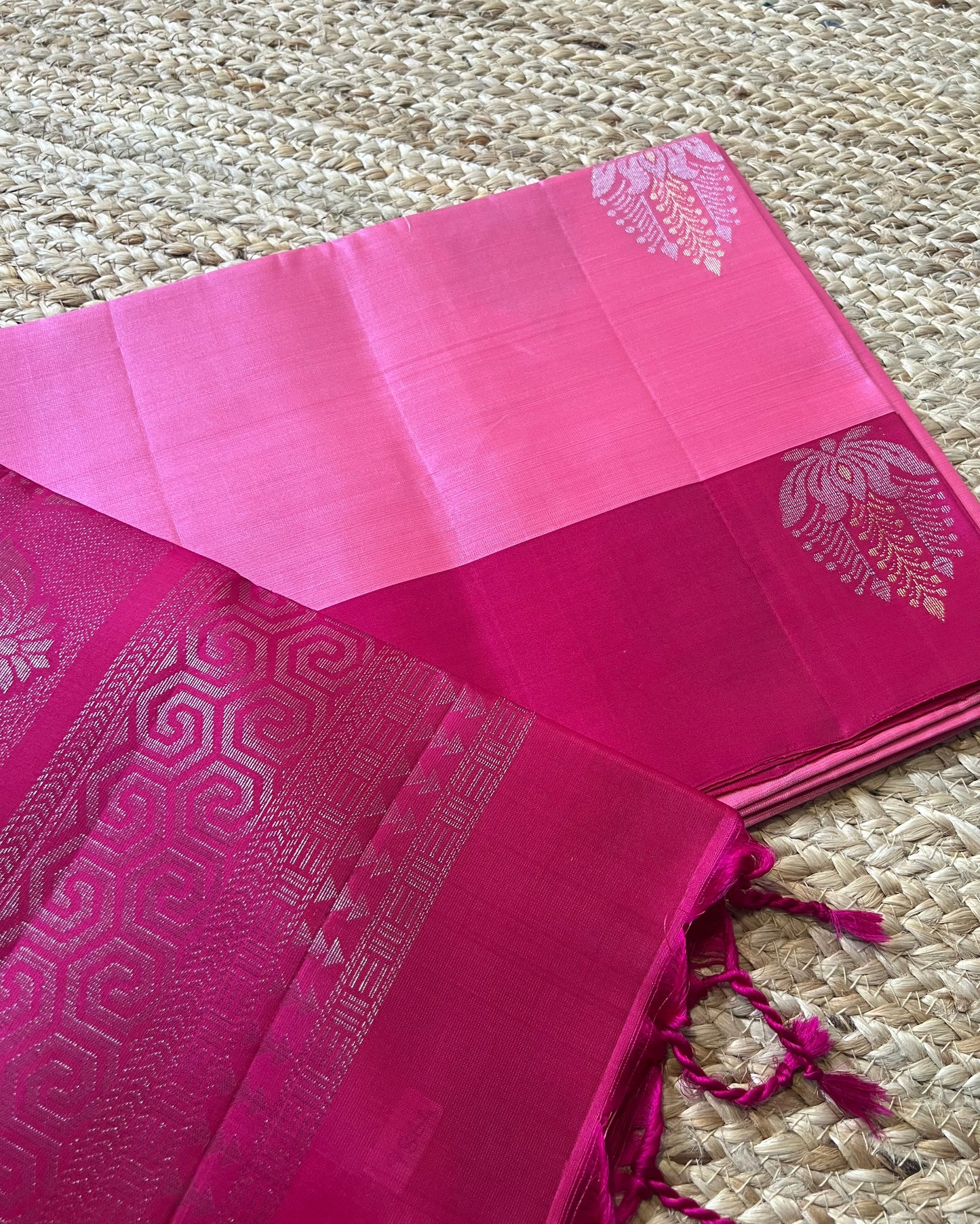 Pink Kanchi Pattu with contrast border