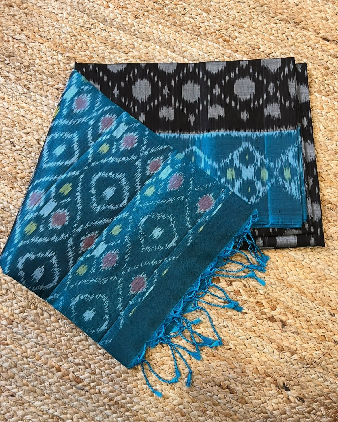 Ikkath Style Kanchi Pattu with Contrast Borders