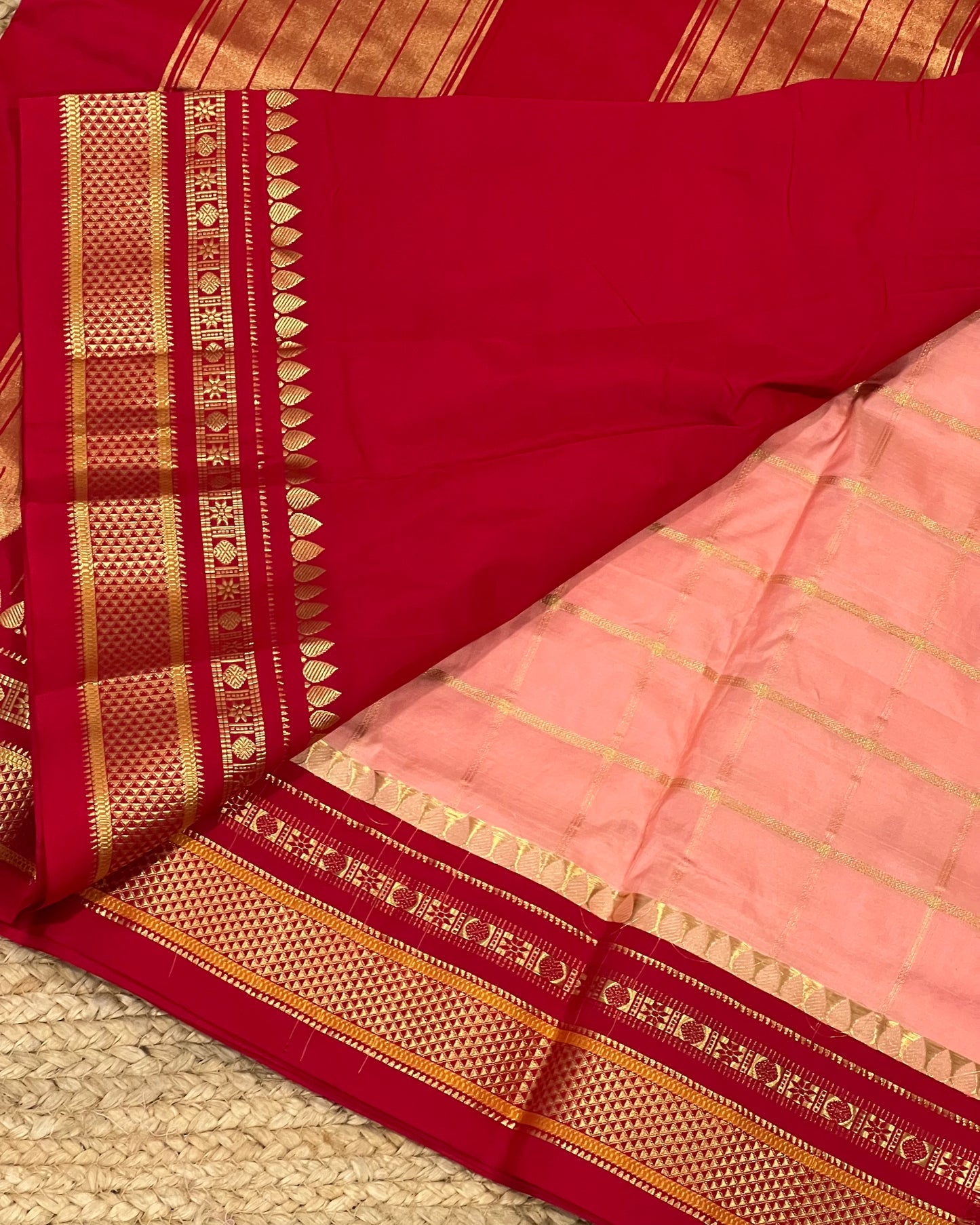 Narayanpet Pattu with checks & buti