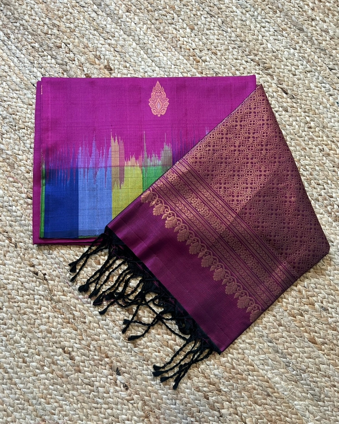 Kanchi Pattu with Rangkat Border