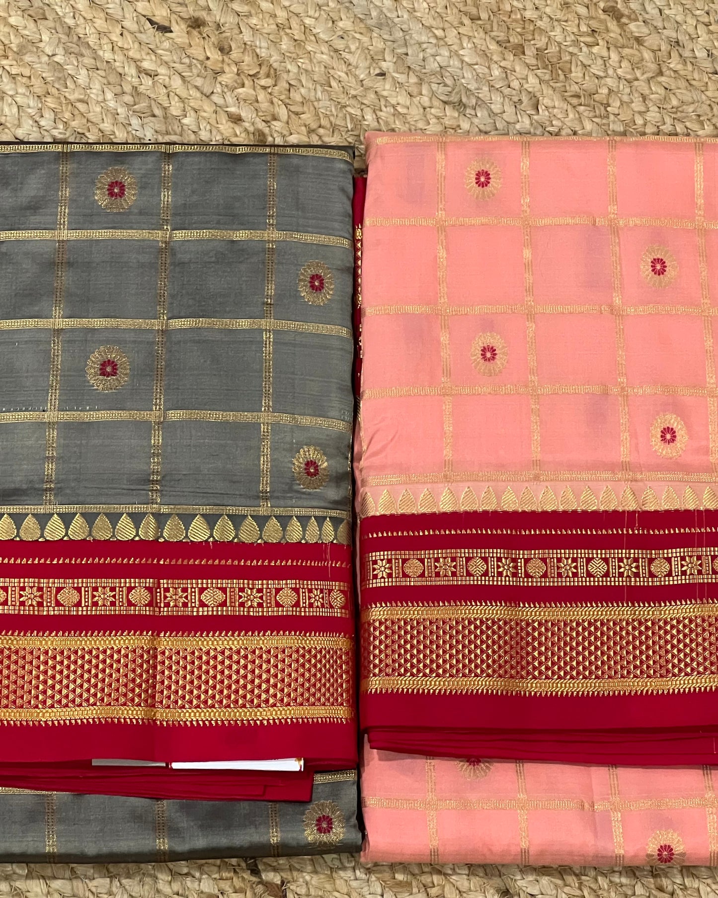 Narayanpet Pattu with checks & buti