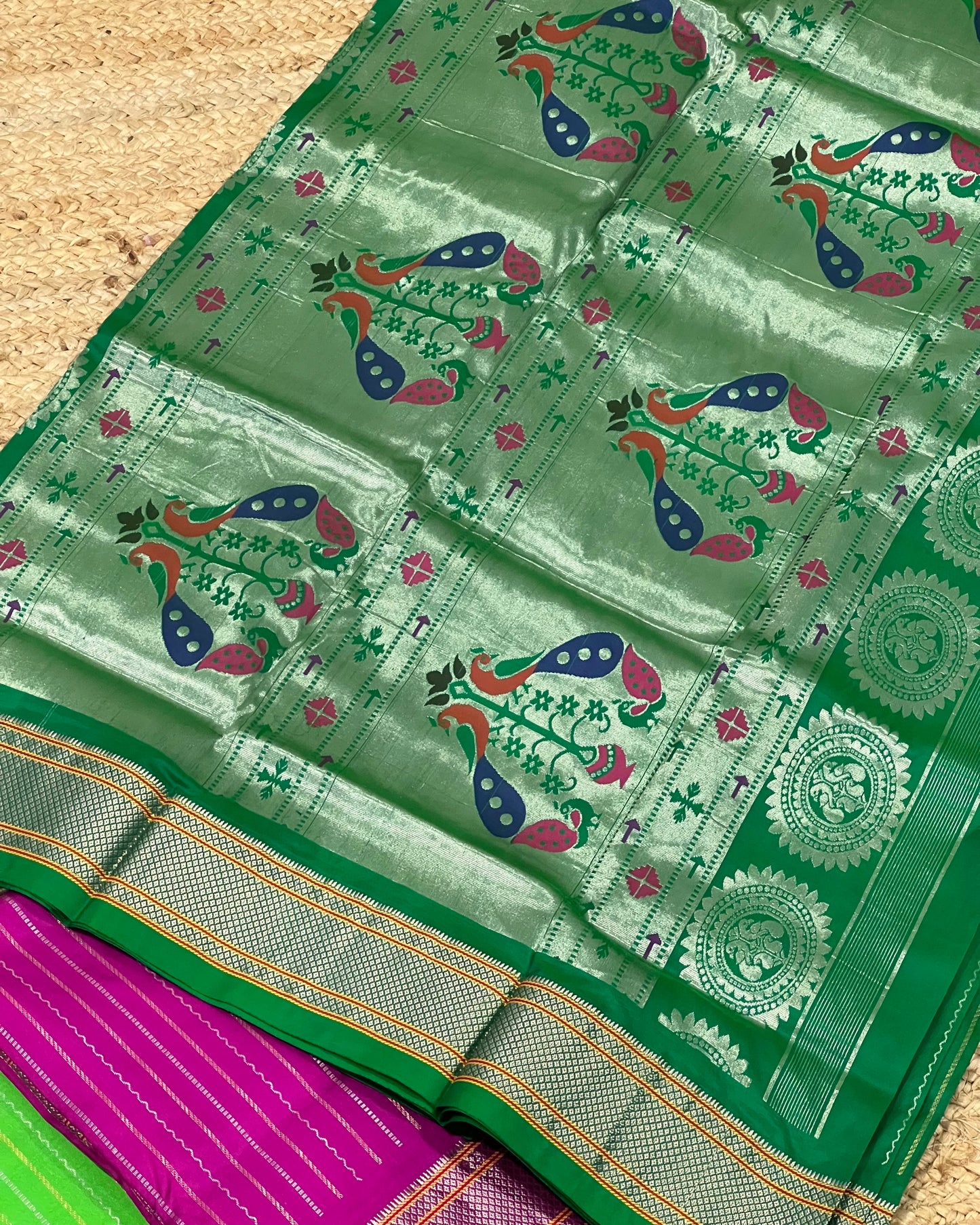 Narayanpet Pattu with Pythani Pallu